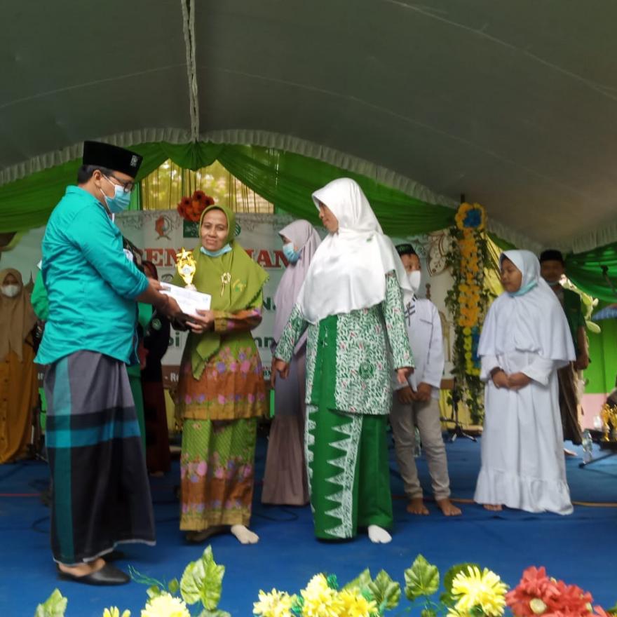 Paduan Suara Fatayat Muslimat NU Begadon Sabet Juara 2 Lomba Hari Santri Nasional 2021